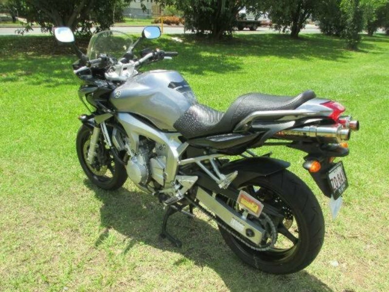 2006 YAMAHA FZ6S Road