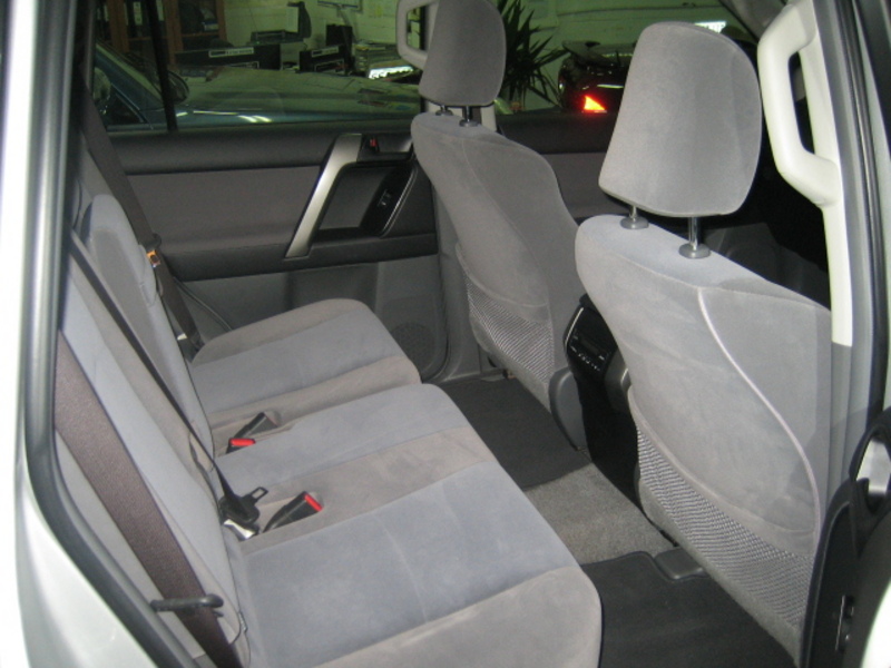 2010 TOYOTA LANDCRUISER PRADO GXL (4x4) GRJ150R