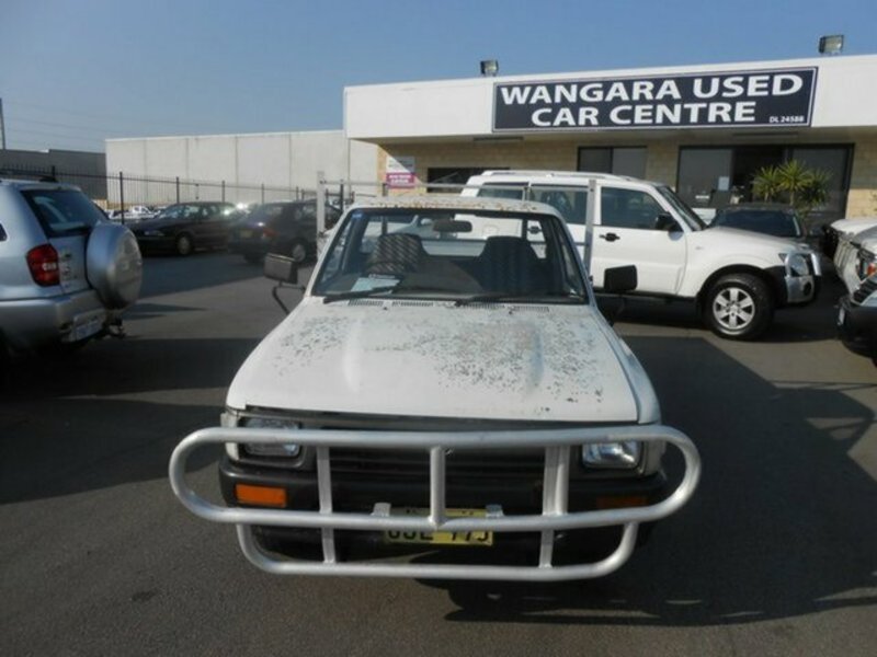 1992 TOYOTA HILUX RN85R