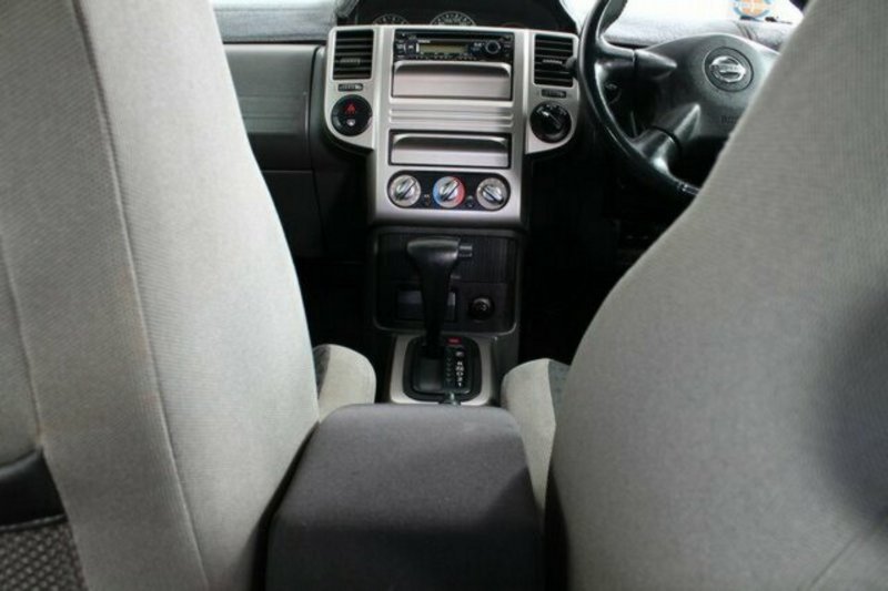 2004 NISSAN X-TRAIL ST (4x4) T30