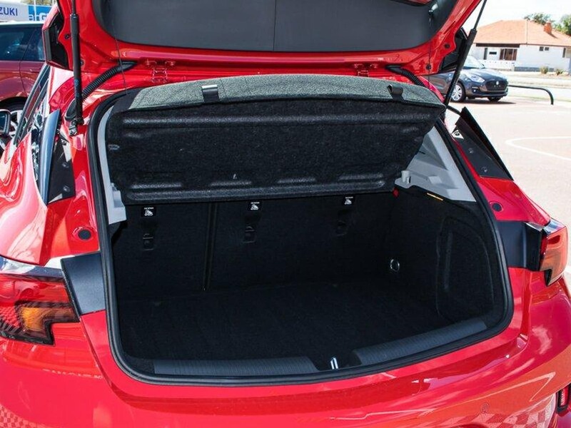 2017 HOLDEN ASTRA R BK