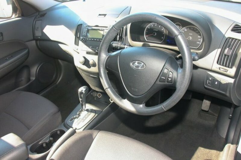 2012 HYUNDAI i30 TROPHY FD MY12