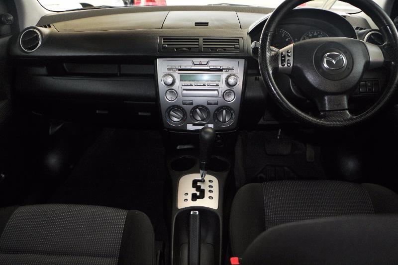 2005 MAZDA 2 GENKI