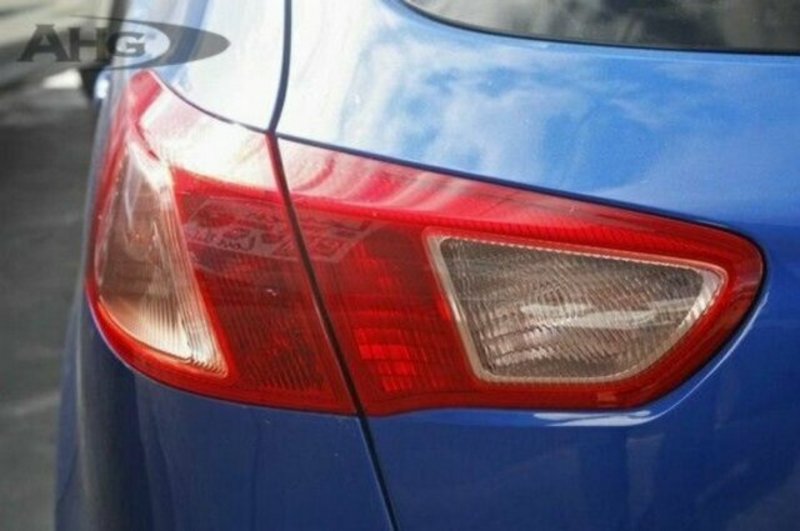 2012 MITSUBISHI LANCER ES SPORTBACK CJ MY12