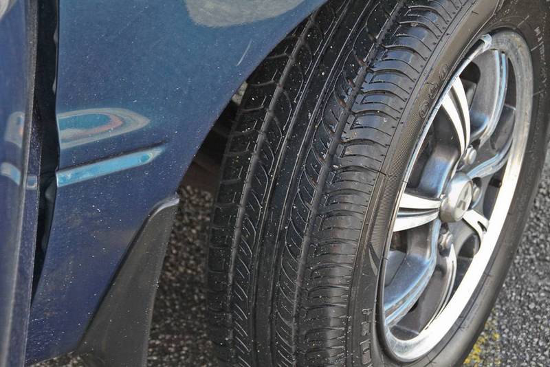 2004 MITSUBISHI LANCER ES CH