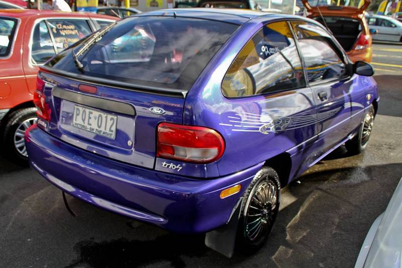 1997 FORD FESTIVA TRIO WD