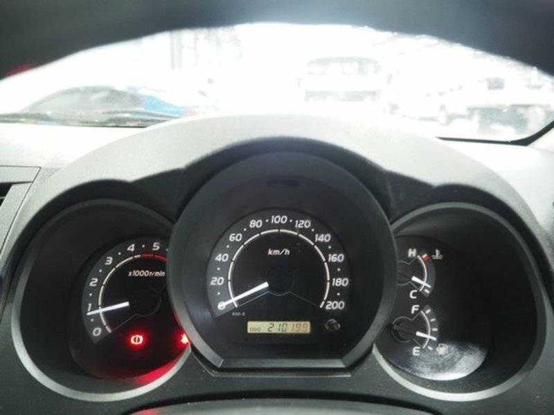 2008 TOYOTA HILUX SR (4x4) KUN26R 08 UPGRADE