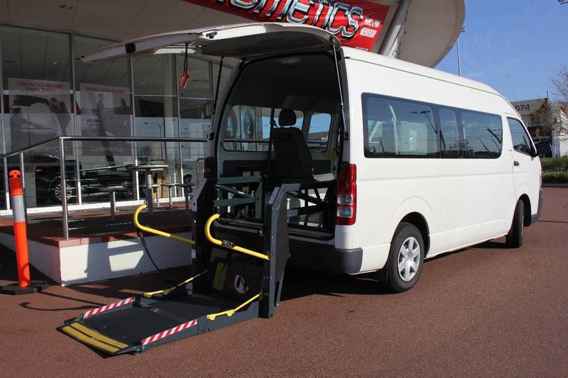 2008 TOYOTA HIACE COMMUTER KDH223R MY07 UPGRADE