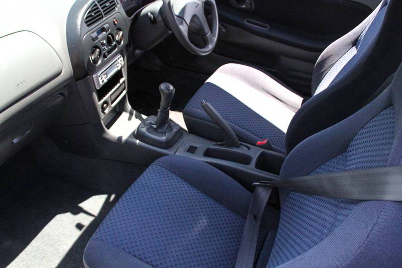 2001 MITSUBISHI LANCER GLi CE