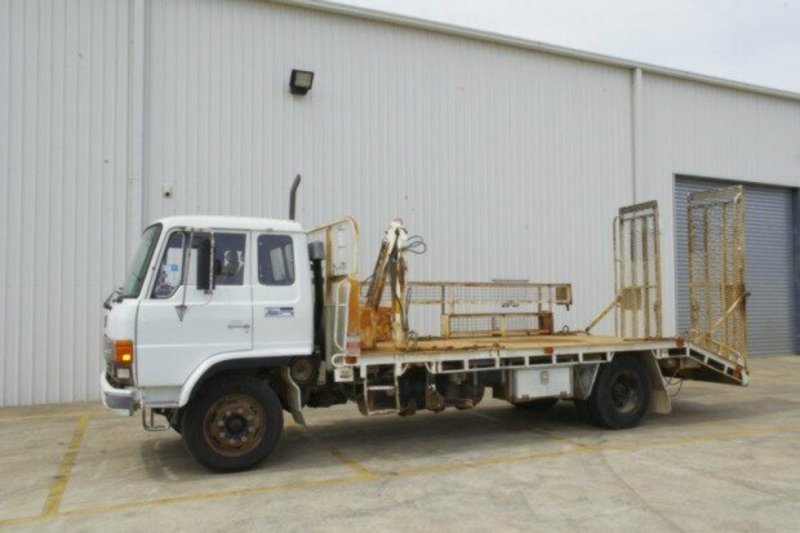 1990 HINO 13108 GD Truck