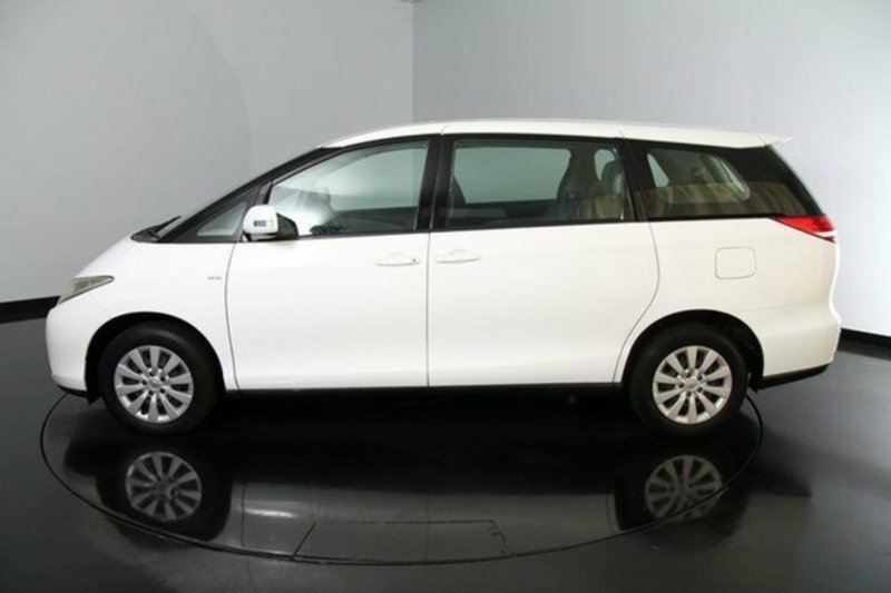2006 TOYOTA TARAGO GLi ACR50R