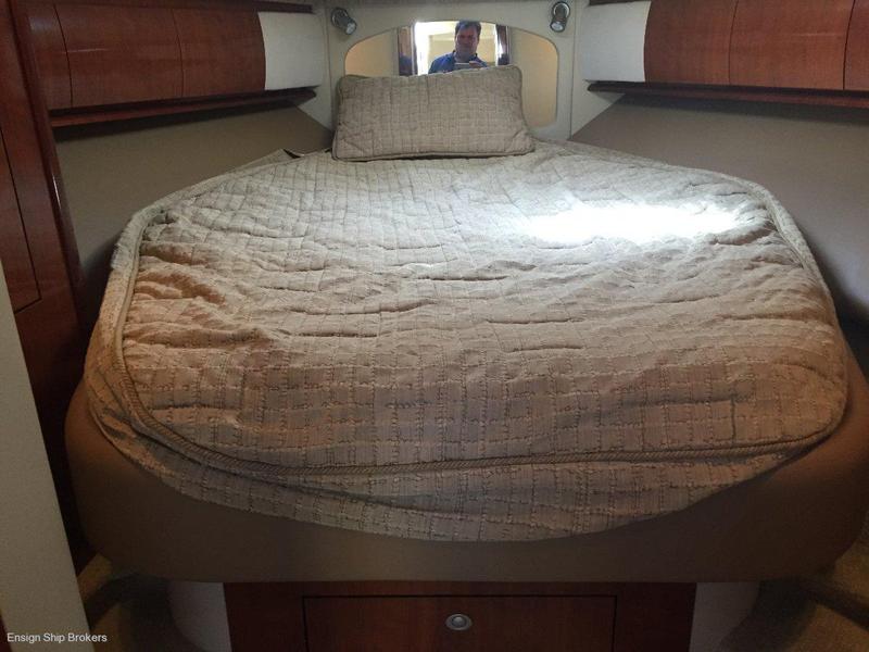 Sea Ray 455 Hard Top
