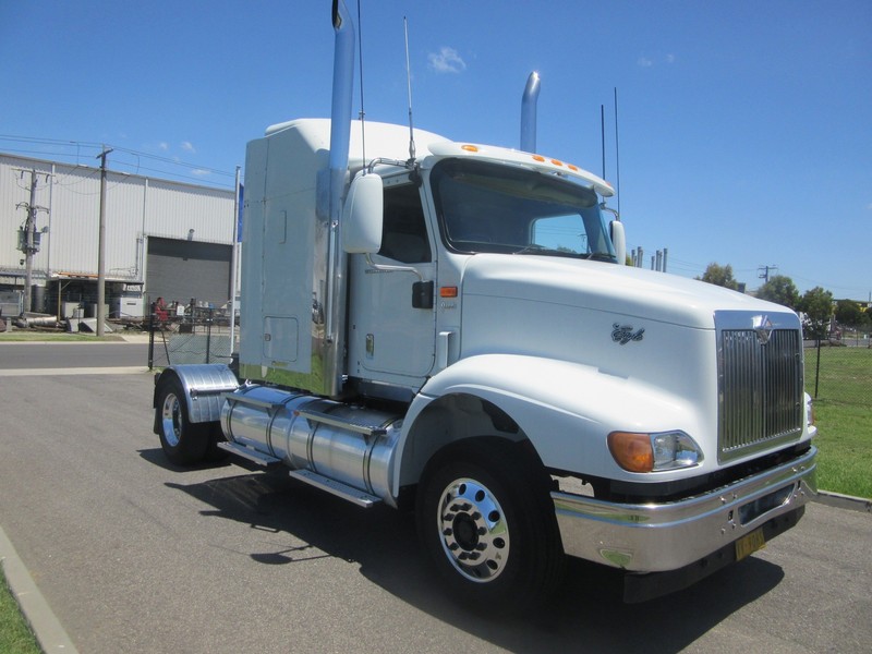 2007 INTERNATIONAL 9200 Eagle SINGLE DRIVE 9200 Eagle Truck