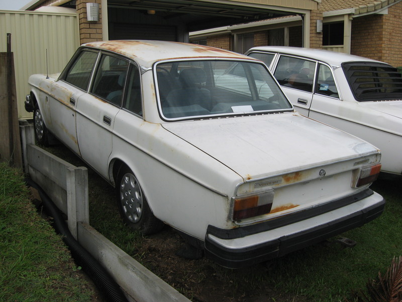 1974 VOLVO 164E Sedan