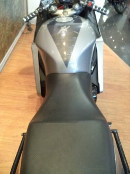 2006 HONDA 1100CC CBR1100XX (SUPER BLACKBIRD) 5