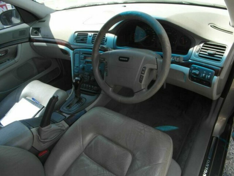 2001 VOLVO S80 2.9