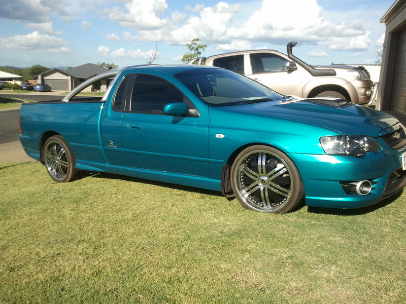 2007 FORD BF MkII FALCON XR8 RIPCURL