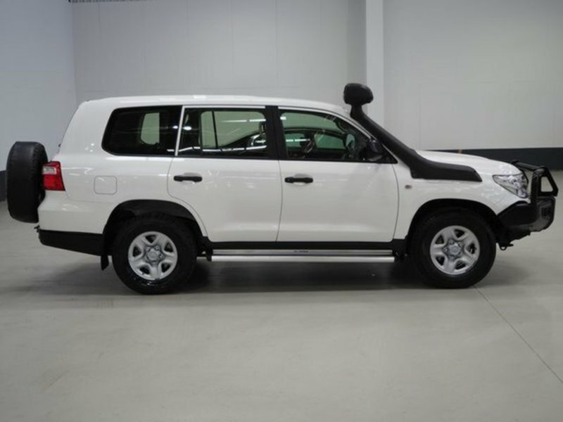 2012 TOYOTA LANDCRUISER GX (4x4) VDJ200R MY12