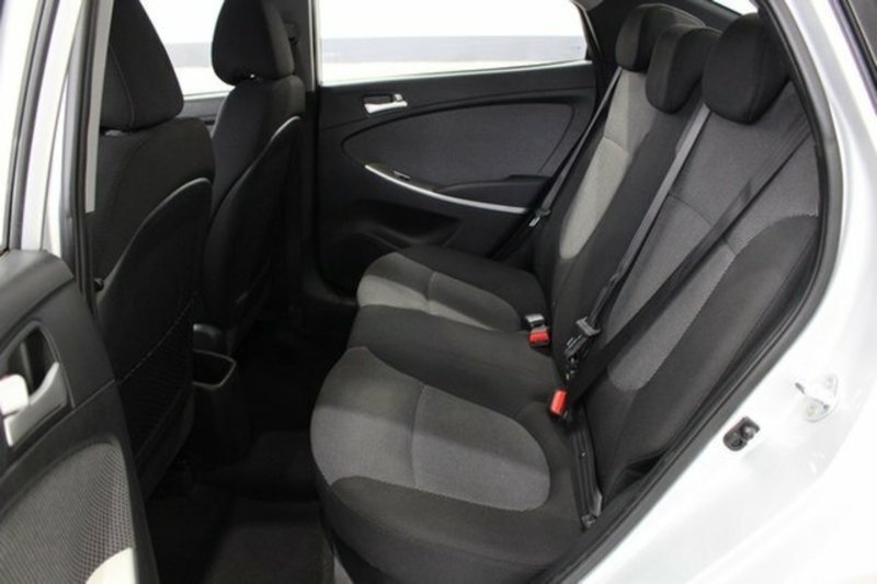 2014 HYUNDAI ACCENT ACTIVE RB2