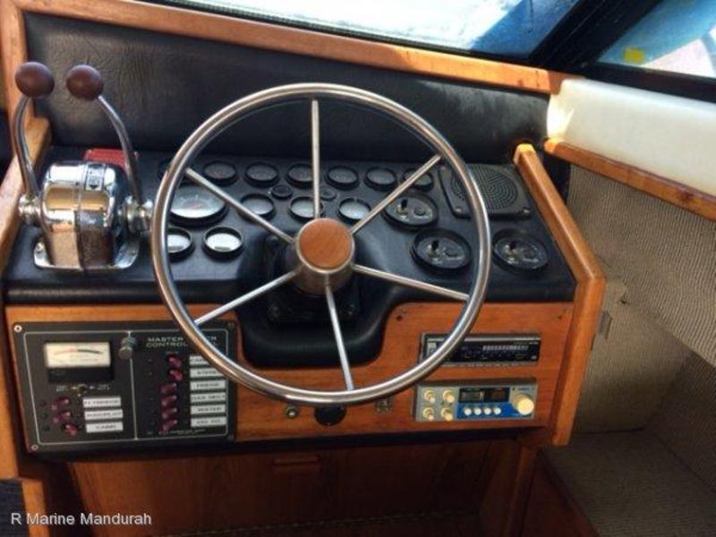 Leeder 28 Flybridge Electronic controls! Full refurb!! *****$39990****