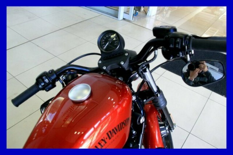 2012 HARLEY-DAVIDSON XL883N