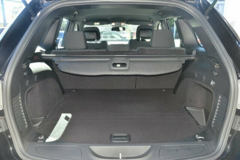 2013 JEEP GRAND CHEROKEE Laredo WK MY2014