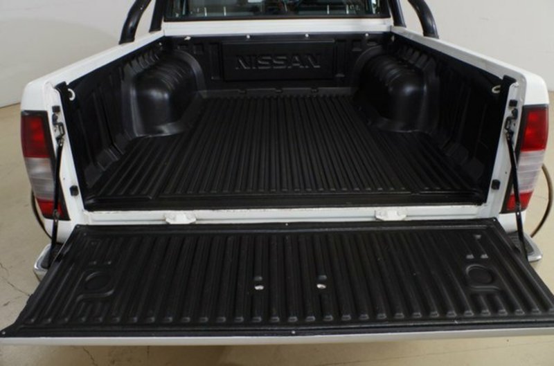 2012 NISSAN NAVARA ST-R D22 S5