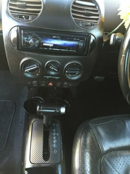 2001 VOLKSWAGEN BEETLE SUNSHINE 9C
