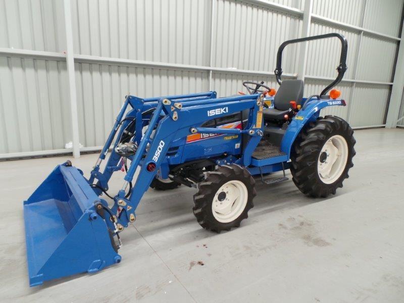 2015 ISEKI TG5330.4R 4WD RPS TRACTOR & 4 IN 1 LOADER PACKAGE CW
