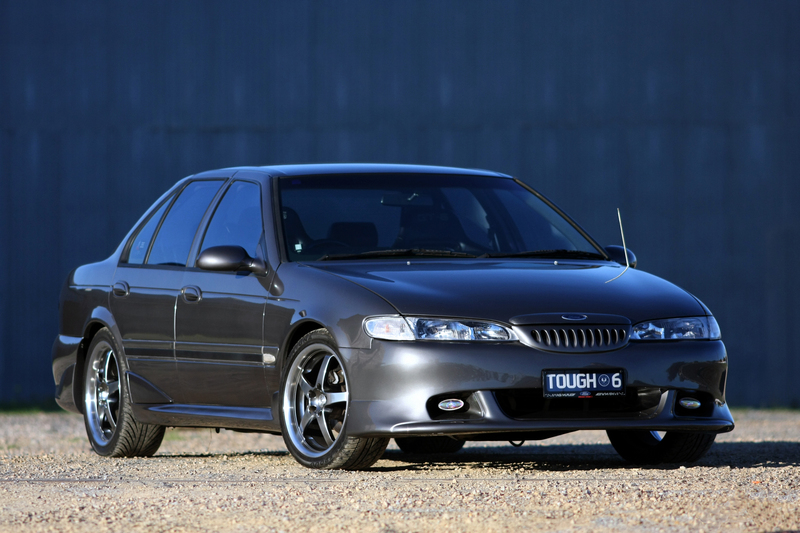 1995 FORD FALCON FUTURA EF