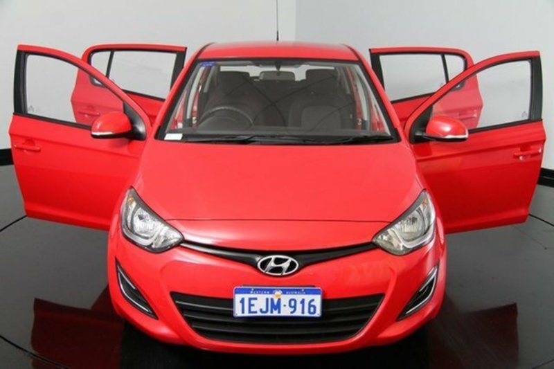 2013 HYUNDAI i20 ACTIVE PB MY14