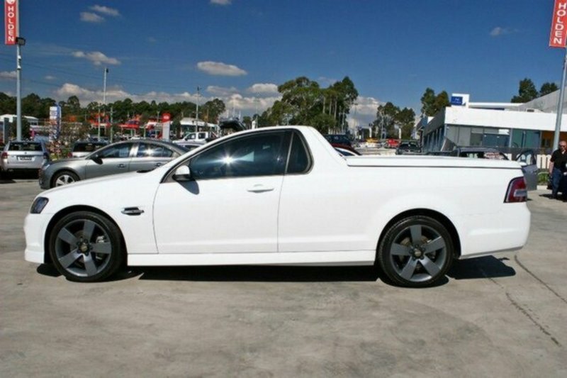 2011 HOLDEN COMMODORE SS THUNDER VE II