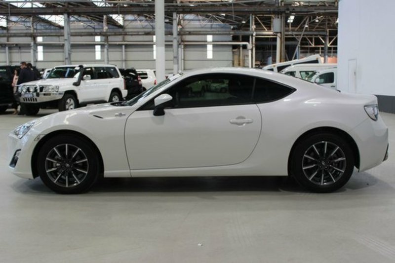2013 TOYOTA 86 GT ZN6