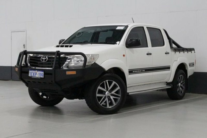2013 TOYOTA HILUX SR (4x4) KUN26R MY12