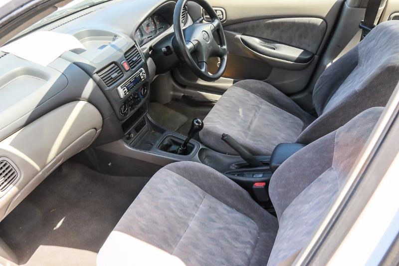 2001 NISSAN PULSAR