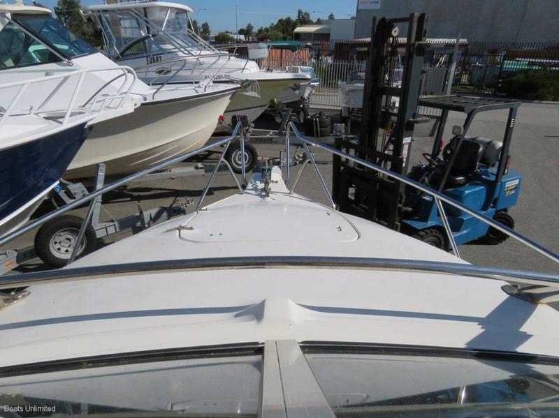 Haines Signature 632f WALK AROUND BIG VOLUME BOAT GREAT FISHING N FAMILY