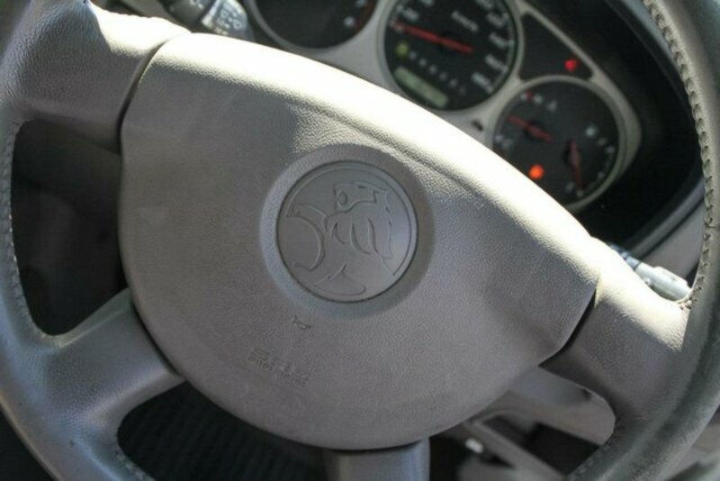 2005 HOLDEN RODEO LT (4x4) RA MY05.5 UPGRADE