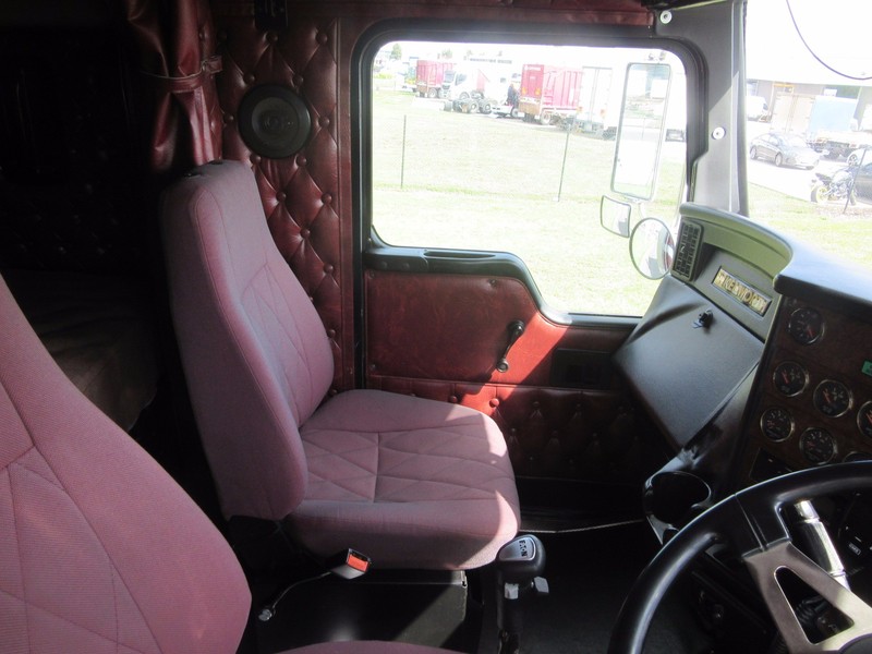 2002 KENWORTH T904 CAT C15- SEMI TIPPER-PTO HYD T904 Truck