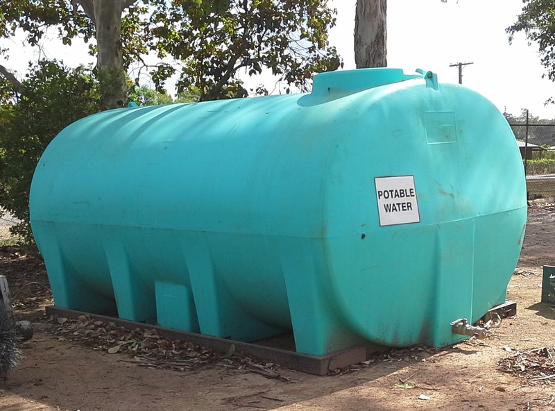 10,000 LITRE WATER TANK ON FRAME