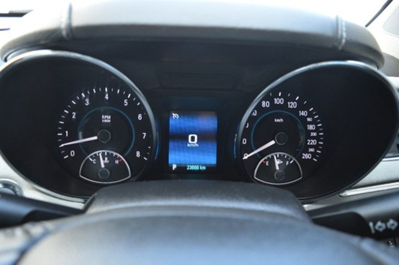 2014 HOLDEN CALAIS V VF