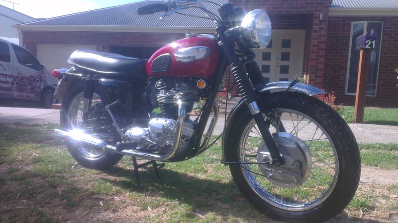 1968 TRIUMPH 650CC T120 BONNEVILLE