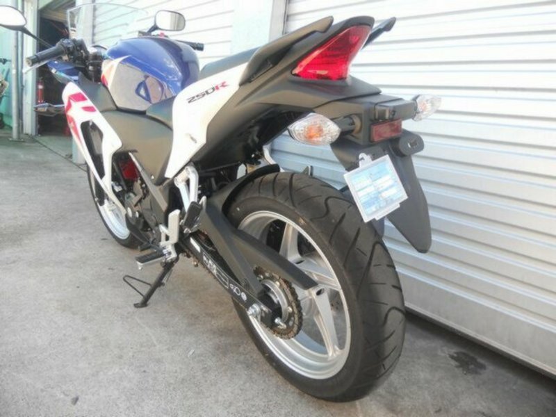 2011 HONDA CBR250R 306009