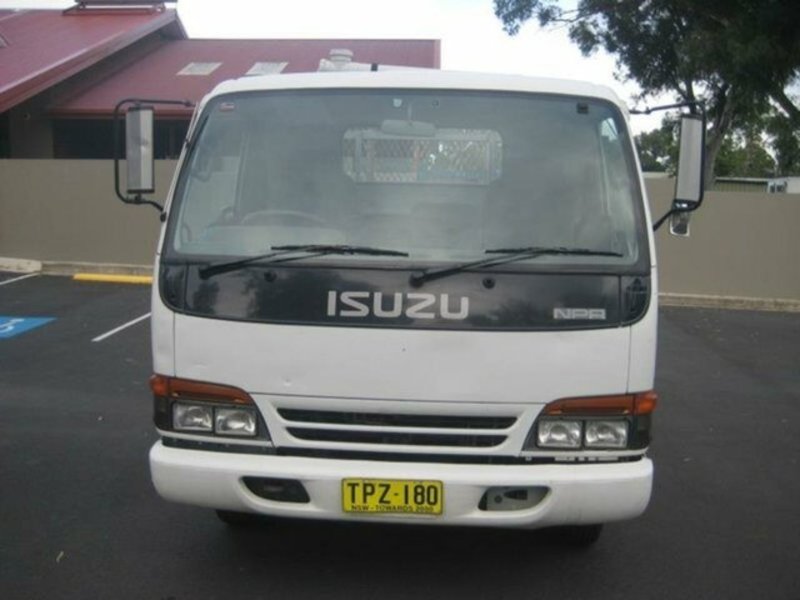 1994 ISUZU NPR 200