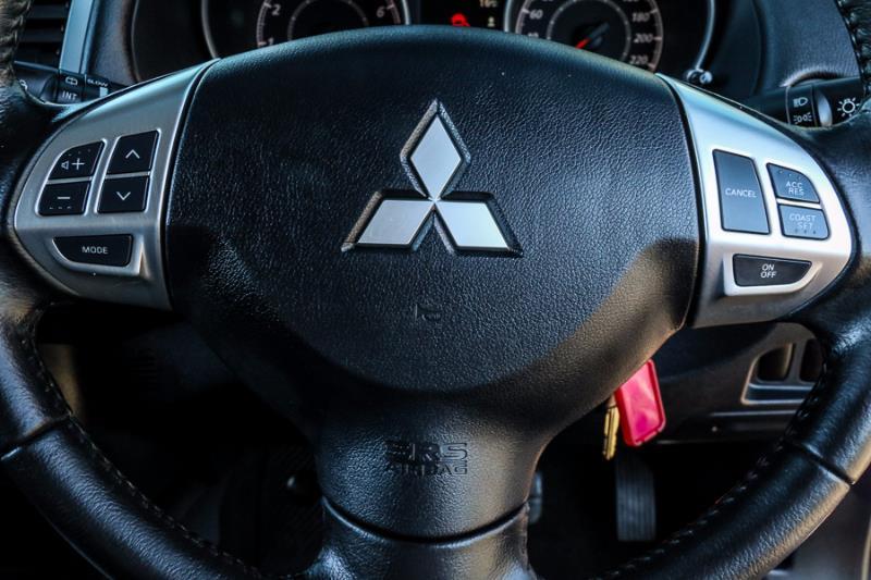 2012 MITSUBISHI OUTLANDER LS ZH