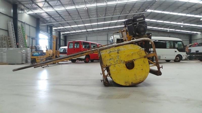 MENTAY CRICKET PITCH ROLLER