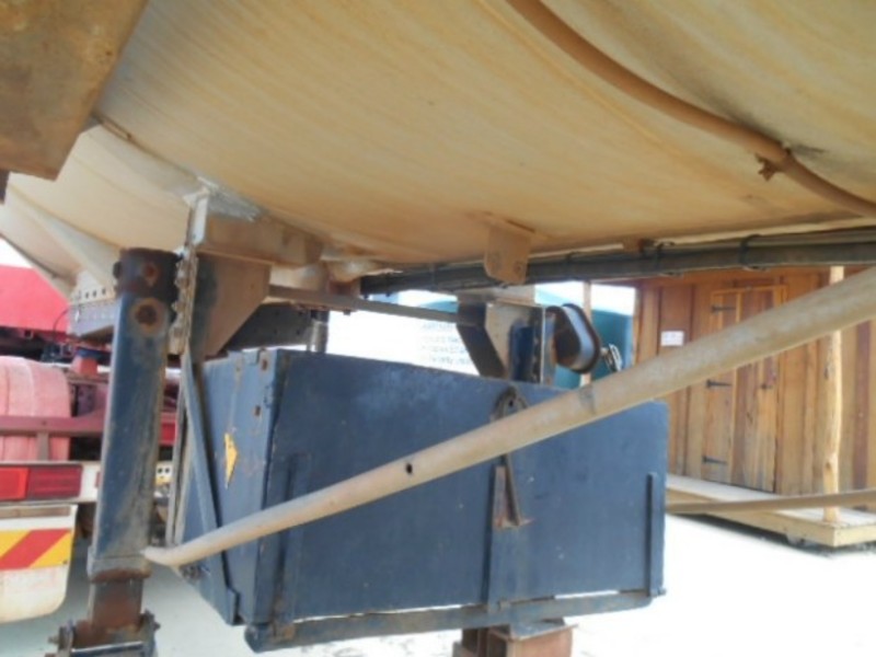 1982 Highgate Tanker Semi Trailer