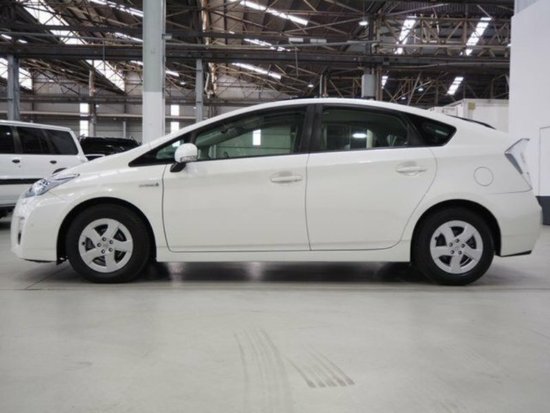 2009 TOYOTA PRIUS I-TECH HYBRID ZVW30R