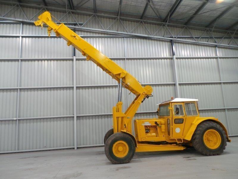 CHAMBERLAIN 8 TON YARD CRANE