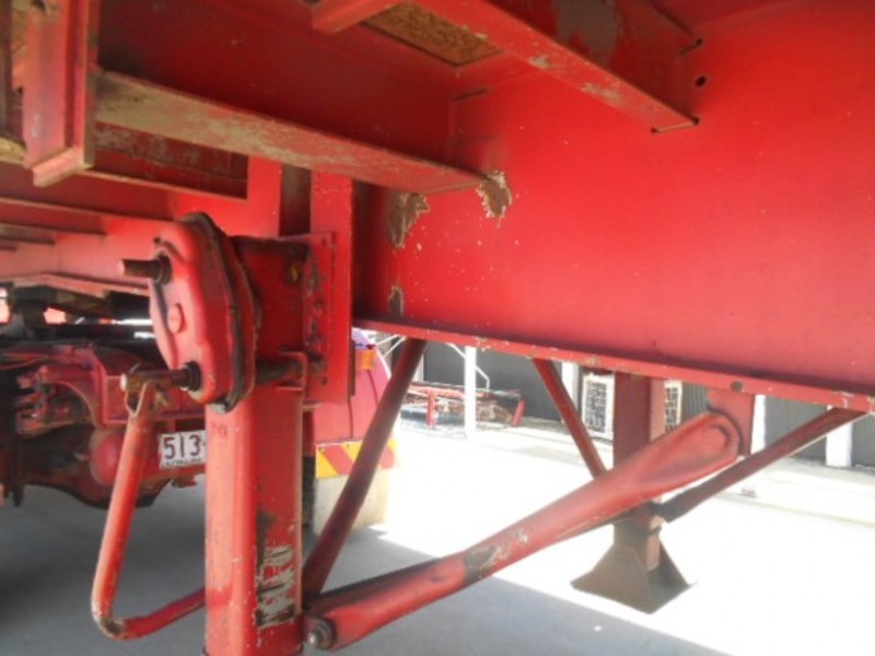 1985 Fruehauf Flat top Semi Trailer