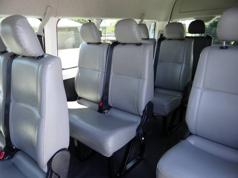 2013 TOYOTA HIACE Commuter High Roof Super LWB TRH223R MY12